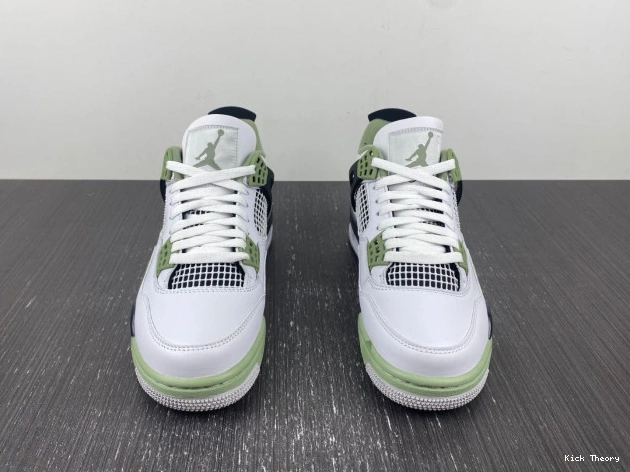 Kicktheory Seafoam Jordan 4 Air WMNS AQ9129-103 0728